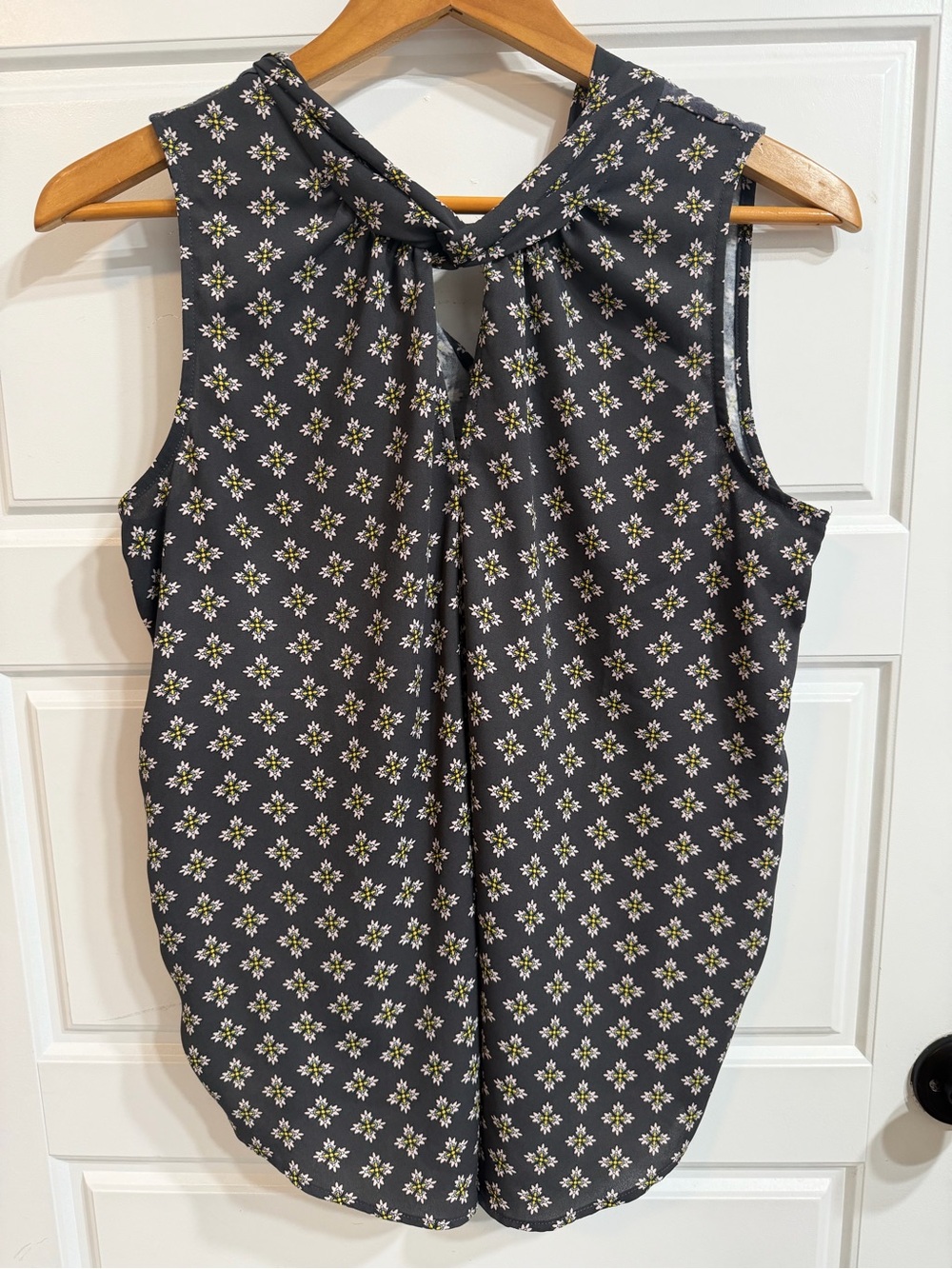 LOFT Charcoal Floral Tie-Back Shell with Yellow Accents